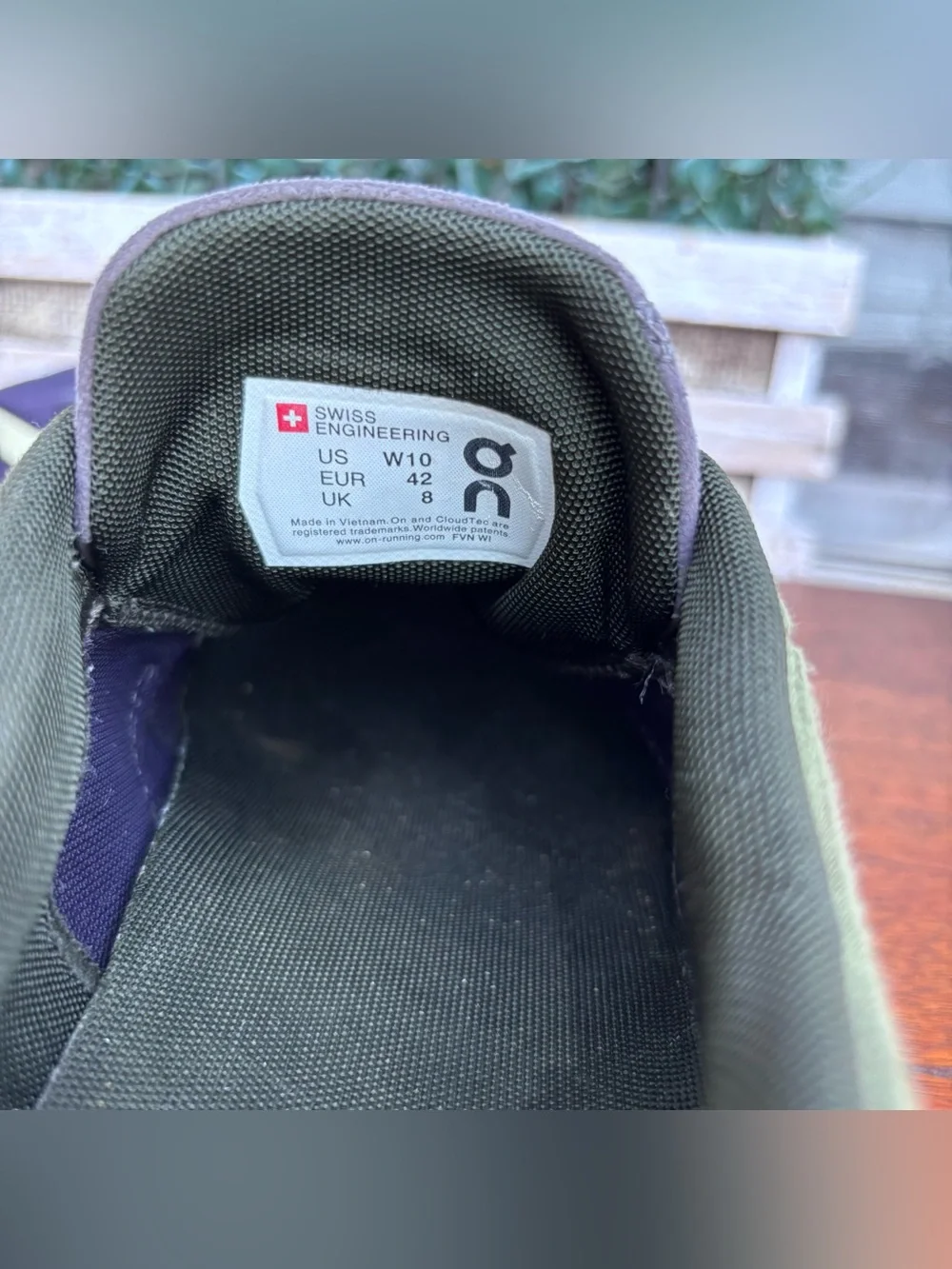 On Running Women's Sneakers Olive Green Black White